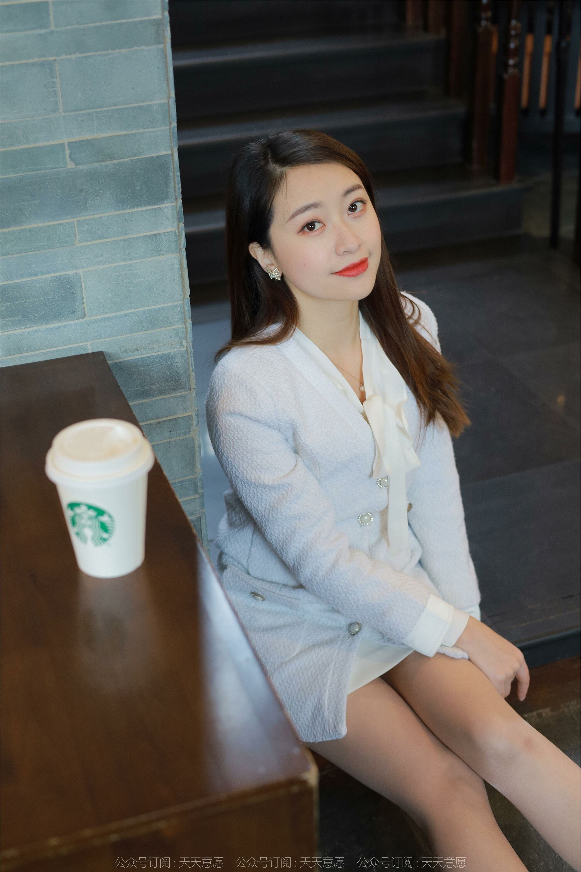 IESS异思趣向  2022.04.18 丝享家 1063：小婕《纯白OL套装》